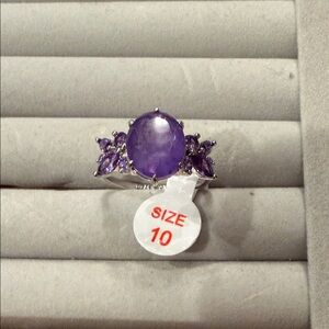 Elegant Purple Gemstone Ring